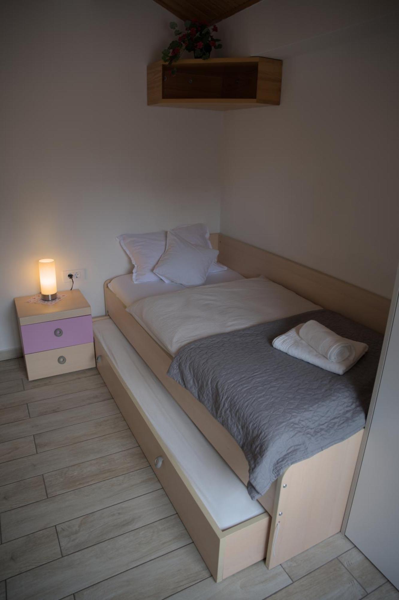 Apartmaji Soncek איזולה מראה חיצוני תמונה
