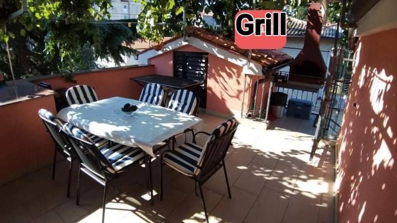 Apartmaji Soncek איזולה מראה חיצוני תמונה