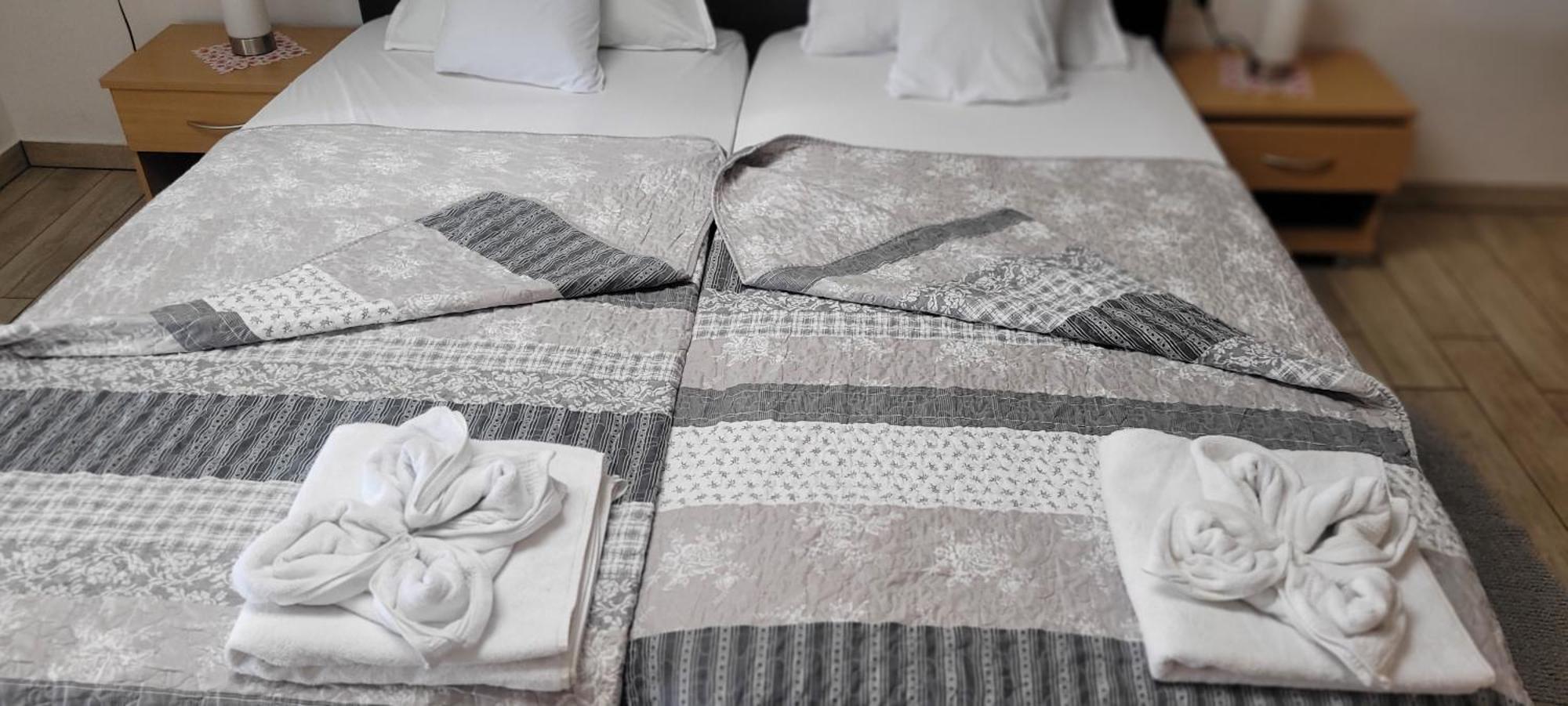 Apartmaji Soncek איזולה מראה חיצוני תמונה