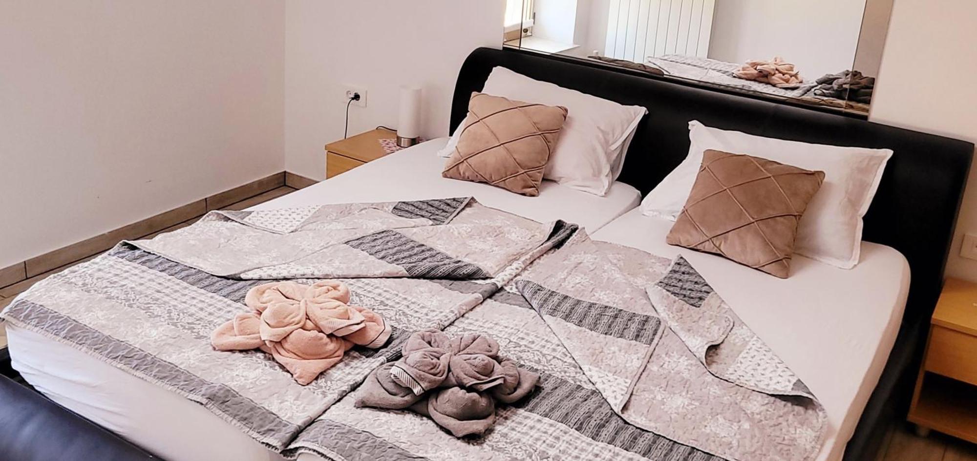 Apartmaji Soncek איזולה מראה חיצוני תמונה